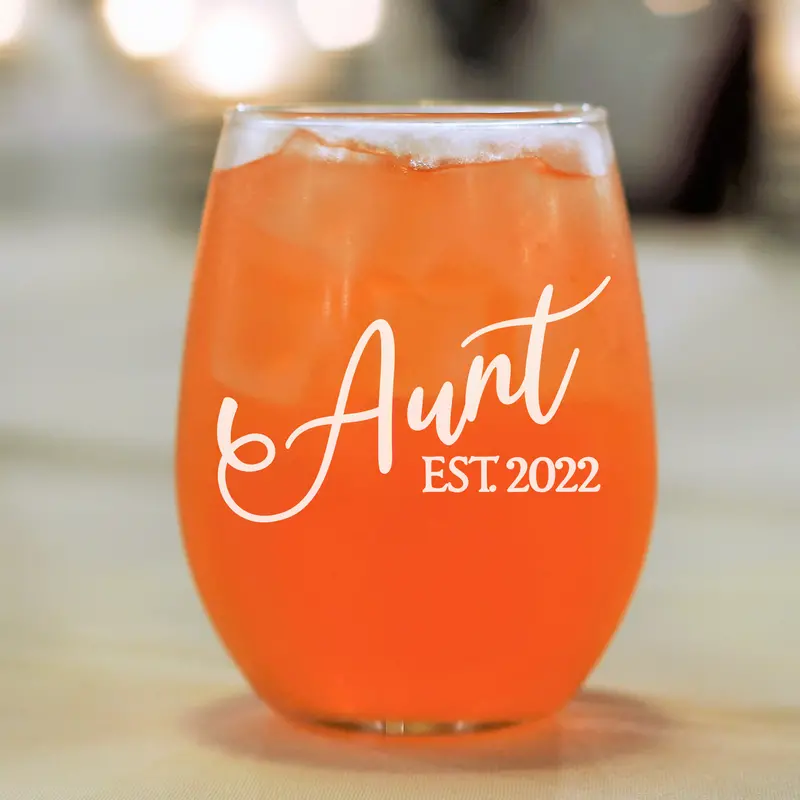 Family Ties | Personalized 15oz Stemless Wine Glass