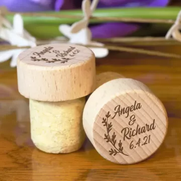 Springtime Love | Personalized Wine Stopper